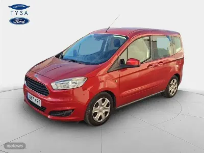 Usado Ford Tourneo Courier 75 CV (55 kW) 2018 Rojo Monovolumen