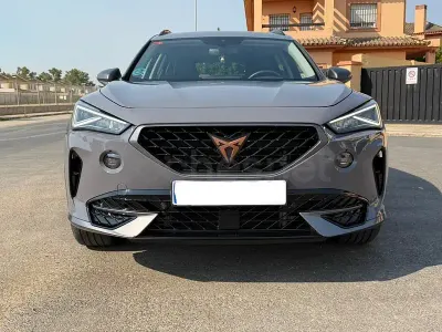 Usado Cupra Formentor 150 CV (110 kW) 2021 Gris / plata SUV