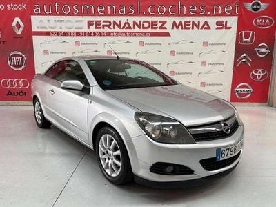 Gris / plata Usado 2008 Opel Astra Cabriolet Enjoy Descapotable | 3900 €