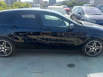 Usado Mercedes A220 AMG line 170 CV (125 kW) 2015 Negro Utilitario
