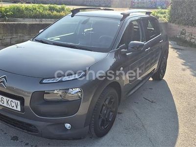 Usado Citroën C4 Feel 82 CV (60 kW) 2017 Gris / plata Berlina