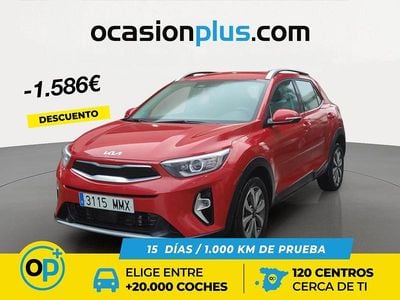 Usado Kia Stonic 100 CV (73 kW) 2024 Rojo SUV