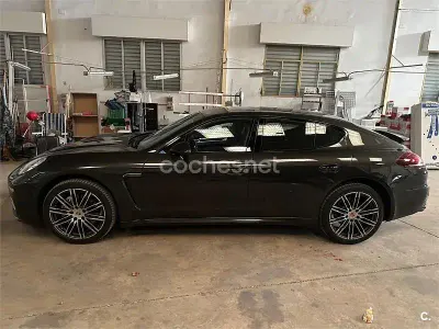 Usado Porsche Panamera 4 Edition 310 CV (228 kW) 2016 Gris / plata Utilitario