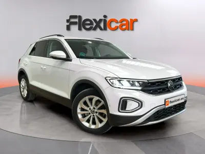 Usado VW T-Roc Life 150 CV (110 kW) 2023 Blanco SUV