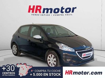 Usado Peugeot 208 68 CV (50 kW) 2015 Negro Utilitario
