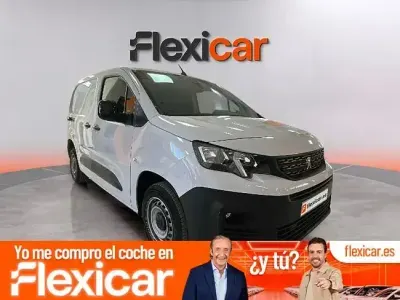 Usado Peugeot Partner 102 CV (75 kW) 2023 Blanco Monovolumen
