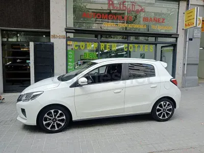Używany Mitsubishi Space Star 71 KM (52 kW) 2022 Biały Hatchback