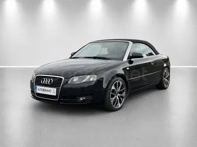 Usado Audi A4 Cabriolet Premium 163 CV (119 kW) 2006 Negro Descapotable