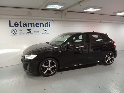 Usado Audi A1 Sportback 110 CV (80 kW) 2022 Negro Utilitario