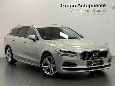 Käytetty Volvo V90 Momentum 197 HP (144 kW) 2021 Peessi Farmari