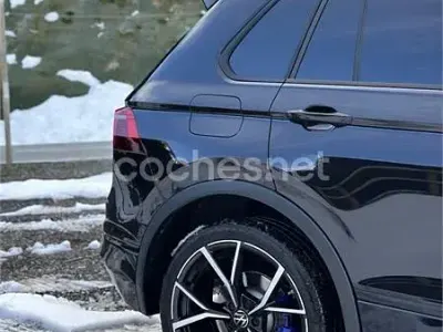 Używany VW Tiguan R-line 320 KM (235 kW) 2023 Czarny SUV