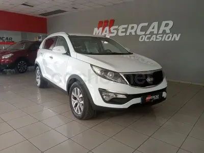 Usado Kia Sportage 115 CV (84 kW) 2016 Blanco SUV