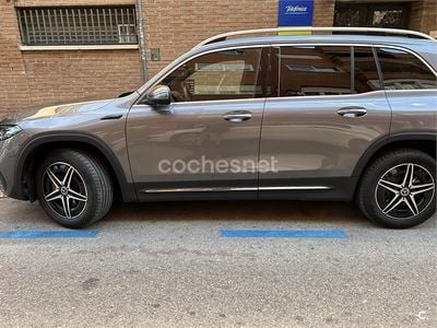 Mercedes EQB250
