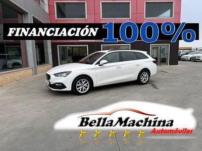 Usado Seat Leon Style 115 CV (84 kW) 2021 Blanco Familiar
