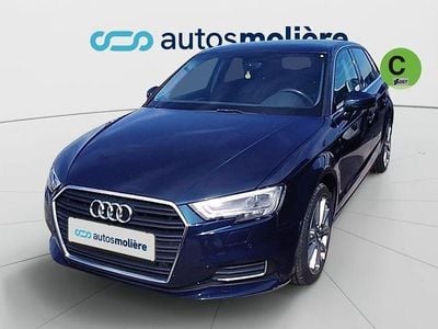 Usado Audi A3 Design 116 CV (85 kW) 2019 Azul Berlina