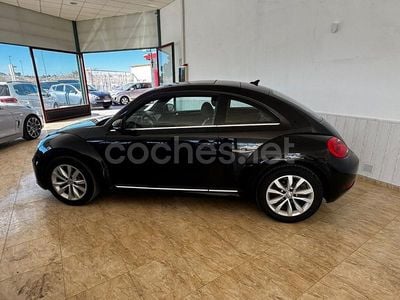 Usado VW Beetle 105 CV (77 kW) 2012 Negro Utilitario