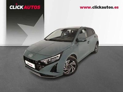 Usado Hyundai i20 100 CV (73 kW) 2025 Verde Berlina
