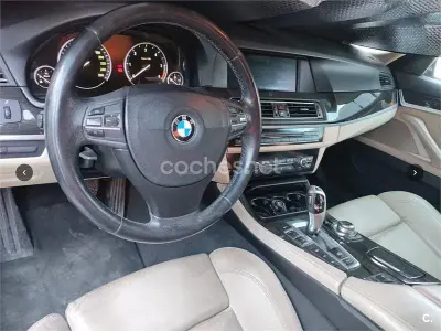 Usado BMW 530 Comfort Edition 258 CV (189 kW) 2012 Negro Berlina