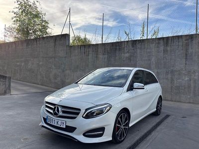 Käytetty Mercedes B200