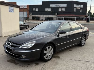 Peugeot 607