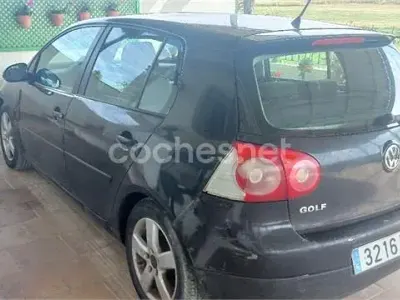 Usado VW Golf V Sportline 105 HP (77 kW) 2007 Preto Sedan