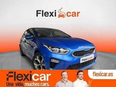 Usado Kia Ceed 136 CV (100 kW) 2018 Azul Utilitario