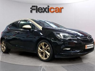 Usado Opel Astra Business 110 CV (80 kW) 2017 Negro Berlina