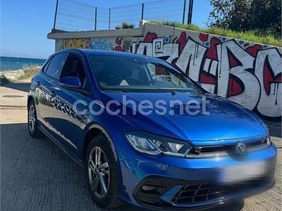 Usado VW Polo R-line 110 CV (80 kW) 2022 Azul Berlina