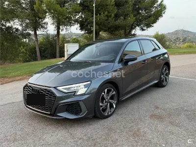 Usado Audi A3 S-Line 204 CV (150 kW) 2024 Gris / plata Berlina