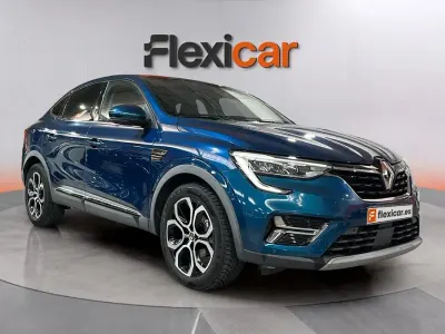 Käytetty Renault Arkana Techno 140 HP (102 kW) 2022 Sininen Katumaasturi
