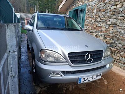 Gris / plata Usado 2005 Mercedes ML270 SUV | 6000 € (Un poco caro)