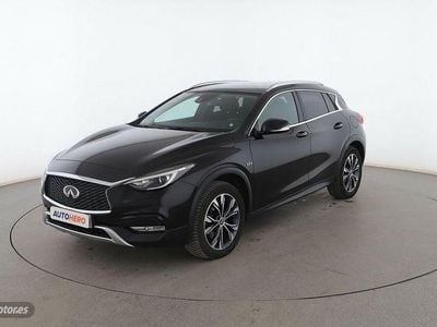 Infiniti QX30