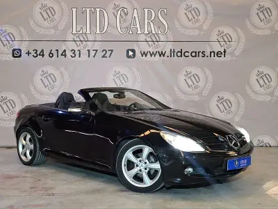 Usado Mercedes SLK200 163 CV (119 kW) 2006 Negro Descapotable