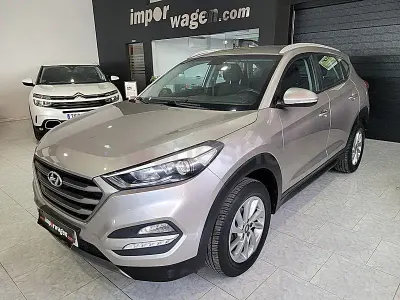 Usado Hyundai Tucson 115 CV (84 kW) 2016 Marrón SUV