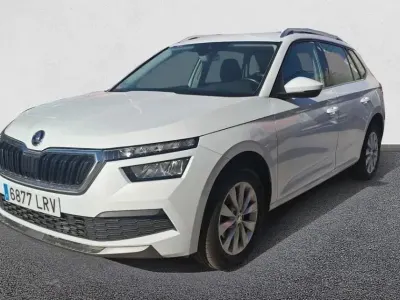 Usado Skoda Kamiq Active 110 CV (80 kW) 2021 SUV