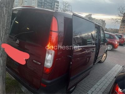 Mercedes V220