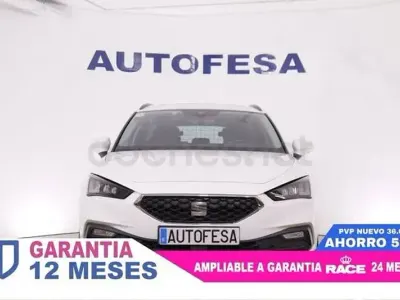 Usado Seat Leon Style 110 CV (80 kW) 2021 Blanco Familiar