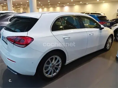 Usado Mercedes A180 136 CV (100 kW) 2020 Blanco Berlina