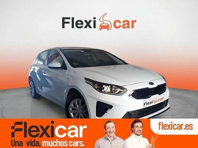 Usado Kia Ceed 120 CV (88 kW) 2018 Blanco Utilitario