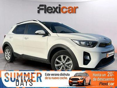 Usado Kia Stonic 84 CV (61 kW) 2018 Blanco SUV