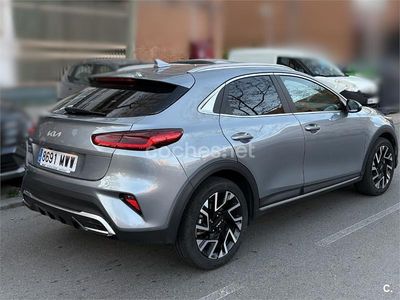 Usado Kia XCeed 140 CV (102 kW) 2025 Gris / plata SUV