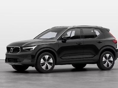 Negro Usado 2023 Volvo XC40 Core SUV | 36.990 € (Un poco caro)