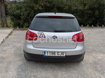 Usado VW Golf VI GT 102 CV (75 kW) 2008 Gris / plata Utilitario