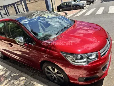Usado Citroën C4 Feel 130 CV (95 kW) 2015 Granate Berlina