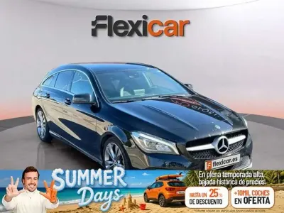 Usado Mercedes CLA220 Shooting Brake 170 CV (125 kW) 2019 Negro Familiar