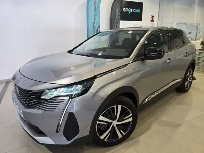 Usado Peugeot 3008 Allure 224 CV (164 kW) 2022 Gris SUV