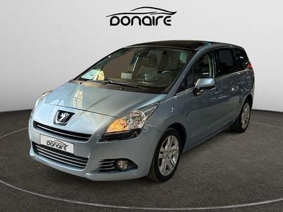 Gris Usado 2010 Peugeot 5008 Sport Monovolumen | 9990 € (Caro)