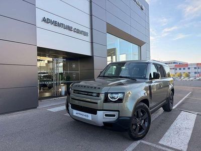 Verde Usado 2024 Land Rover Defender S SUV | 88.900 €