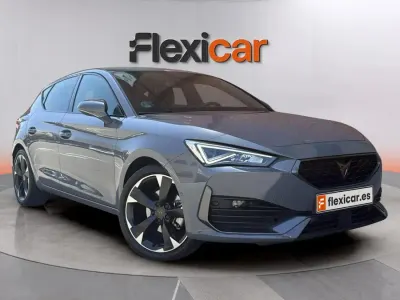 Usado Cupra Leon 150 CV (110 kW) 2023 Gris Berlina