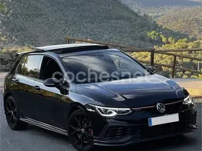 Usado VW Golf VIII GTI Clubsport 301 CV (221 kW) 2022 Negro Berlina
